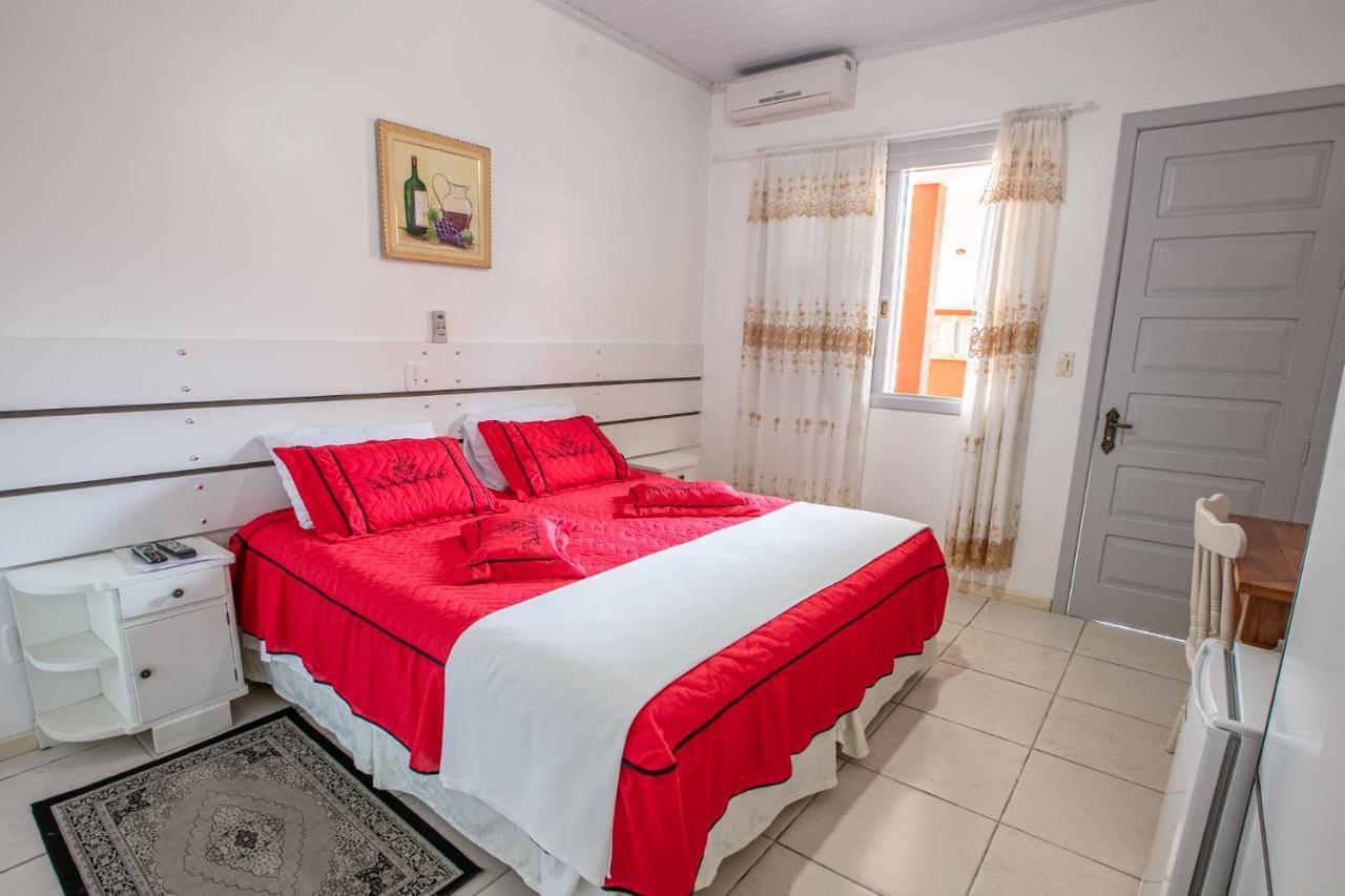 Hotel Pousada Casa Tasca Bento Gonçalves Buitenkant foto
