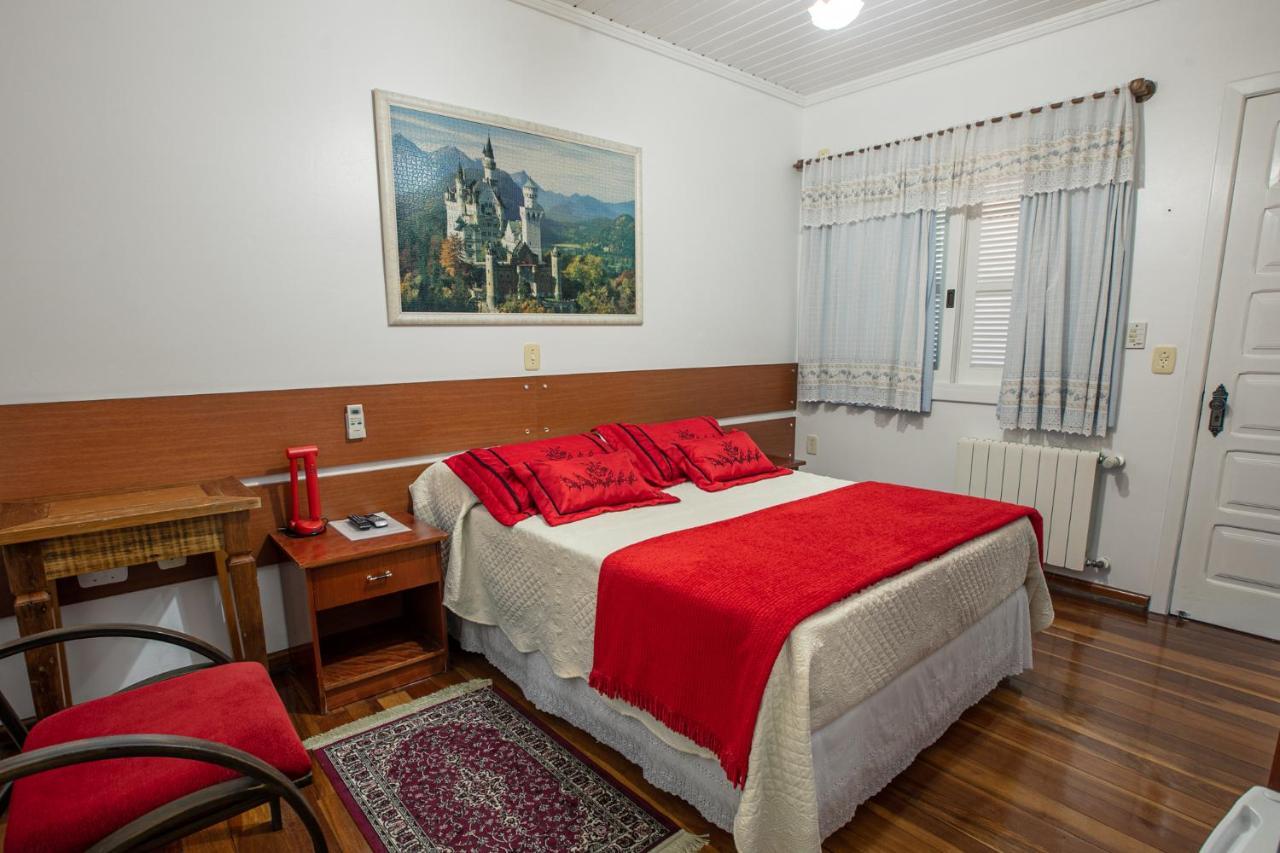 Hotel Pousada Casa Tasca Bento Gonçalves Buitenkant foto
